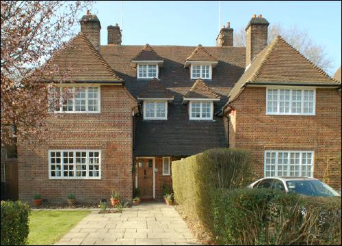 17 Rotherwick Road
